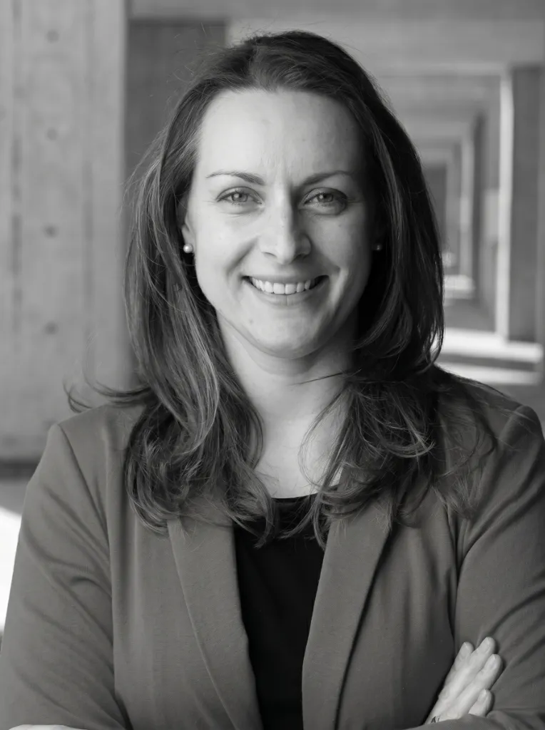 Elsa Molina, Ph.D., founder of Genomics Consult
